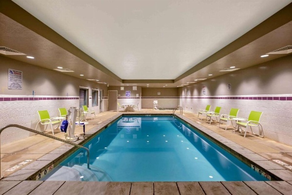 La Quinta Inn & Suites by Wyndham Cedar City image 8
